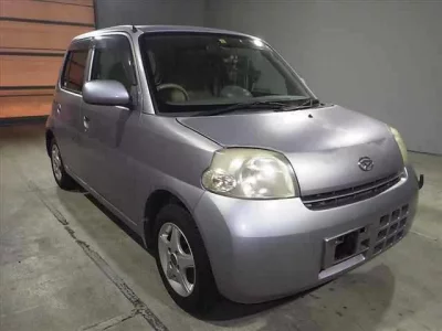 Daihatsu Esse