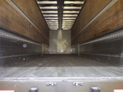 Isuzu TRUCK