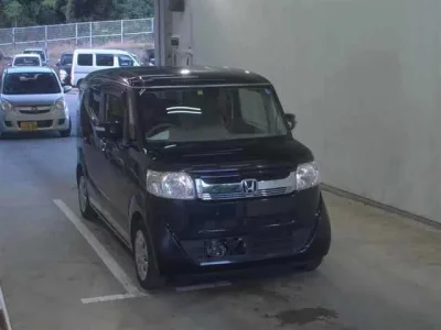 Honda N BOX SLASH