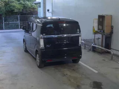 Honda N BOX SLASH