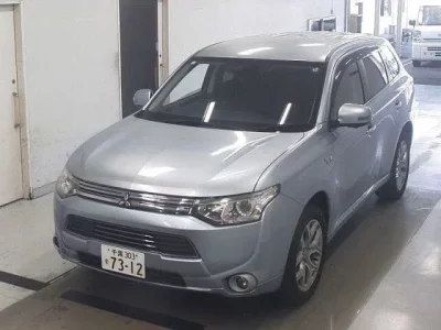 Mitsubishi OUTLANDER PHEV