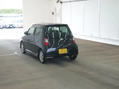Daihatsu Esse