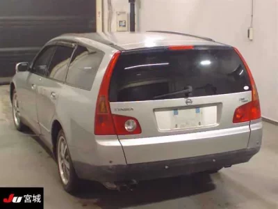 Nissan STAGEA