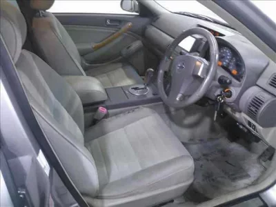 Nissan STAGEA