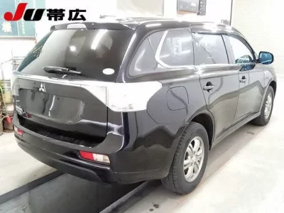 Mitsubishi OUTLANDER PHEV