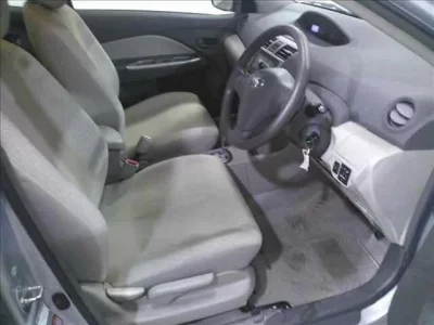 Toyota BELTA