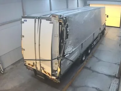 Isuzu TRUCK