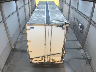 Isuzu TRUCK