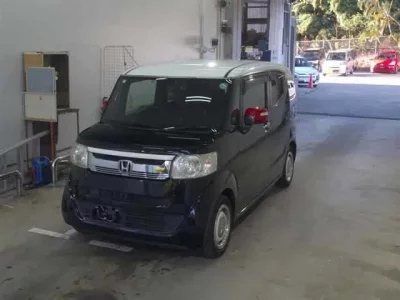 Honda N BOX SLASH