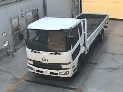 Nissan CONDOR