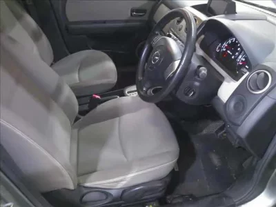 Mazda VERISA