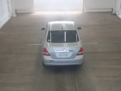 Nissan TIIDA LATIO