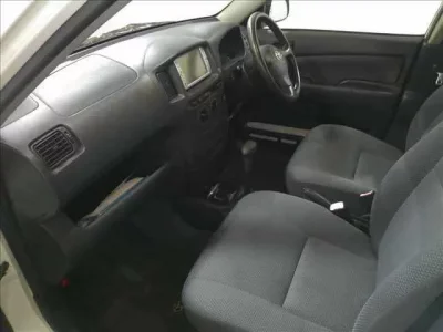 Toyota SUCCEED
