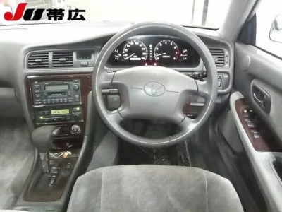 Toyota CHASER