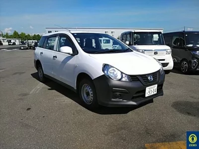 Nissan AD