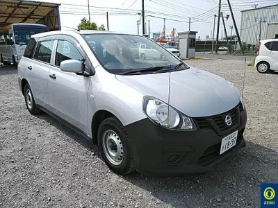 Nissan AD