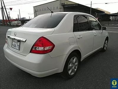 Nissan TIIDA LATIO