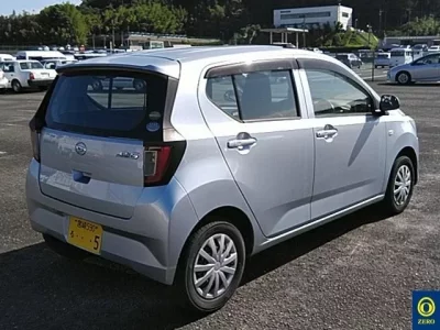 Daihatsu MIRA E S