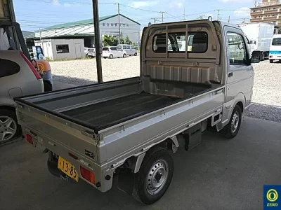 Nissan CLIPPER TRUCK