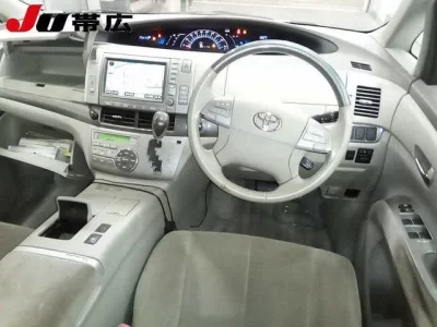 Toyota ESTIMA HYBRID