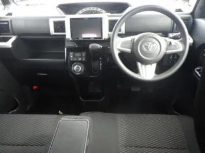 Toyota PIXIS MEGA