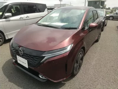 Nissan AURA
