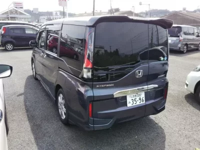 Honda STEP WAGON