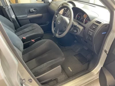Nissan LAFESTA