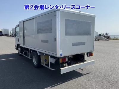 Isuzu ELF