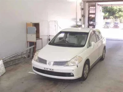Nissan TIIDA LATIO
