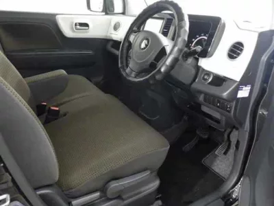 Suzuki MRWAGON