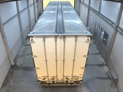 Isuzu TRUCK