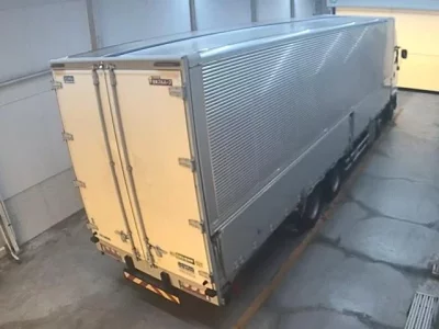 Isuzu TRUCK