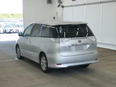 Toyota ESTIMA HYBRID