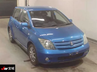 Toyota IST