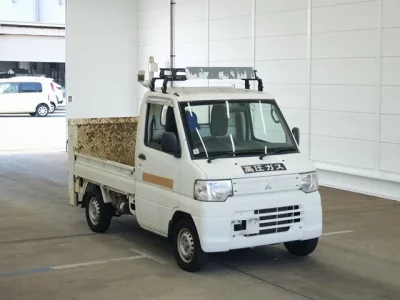 Mitsubishi MINICAB TRUCK