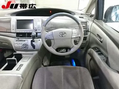 Toyota ESTIMA HYBRID