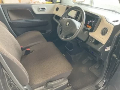 Suzuki MRWAGON