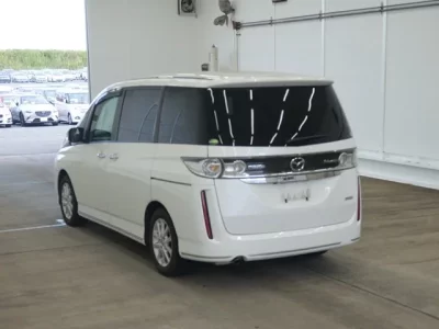 Mazda BIANTE