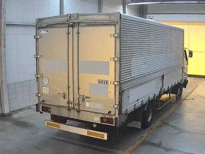Mitsubishi FUSO FIGHTER