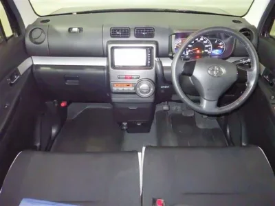 Toyota PIXIS SPACE