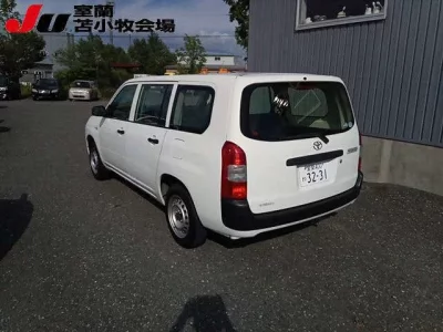Toyota SUCCEED