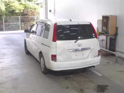 Toyota ISIS