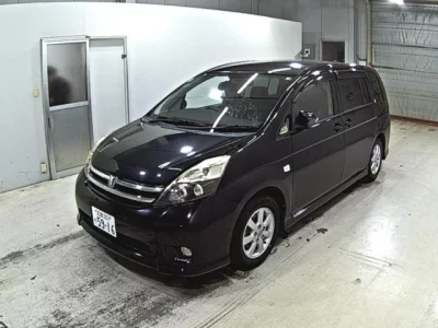 Toyota ISIS