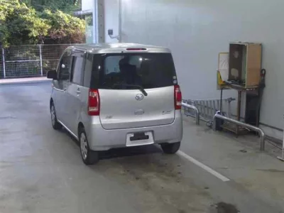 Daihatsu TANTO EXE