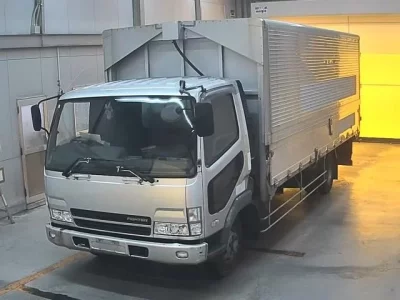 Mitsubishi FUSO FIGHTER