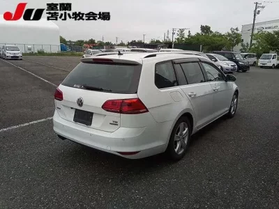 Volkswagen GOLF VARIANT