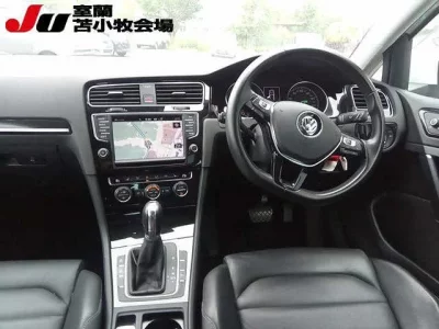 Volkswagen GOLF VARIANT