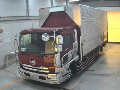 Nissan CONDOR