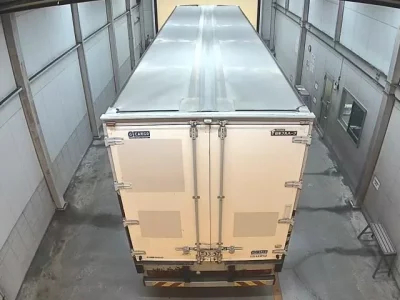 Isuzu TRUCK